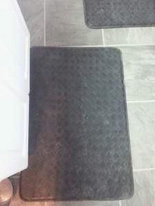 My black kitchen floor mats...